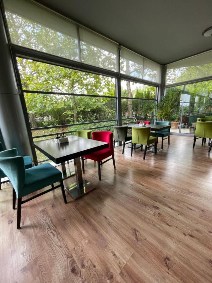Terra Europe Brontes Hotel Targovishte  Exterior photo