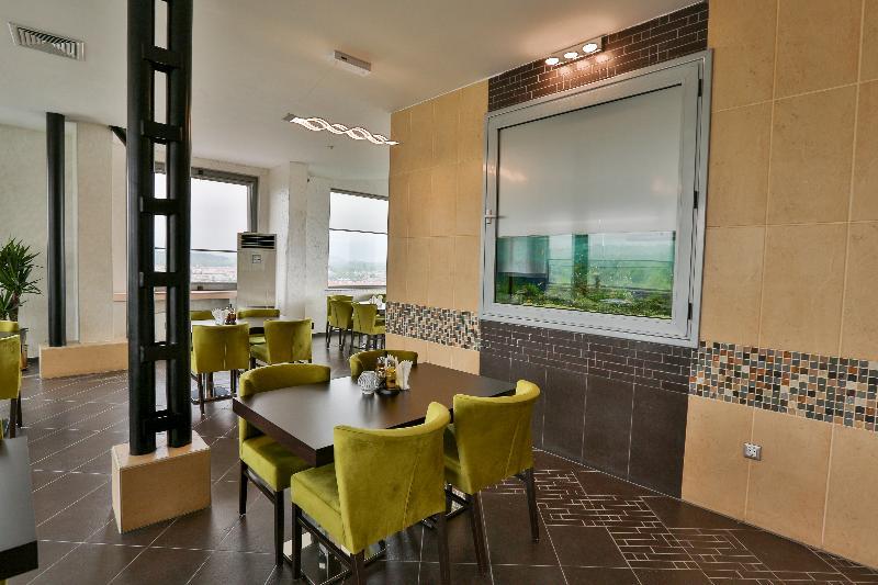 Terra Europe Brontes Hotel Targovishte  Exterior photo